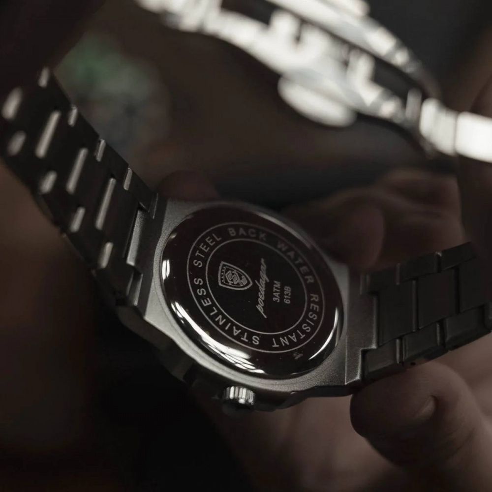 MONARCH MENSWEAR NAUTILUS DELUXE